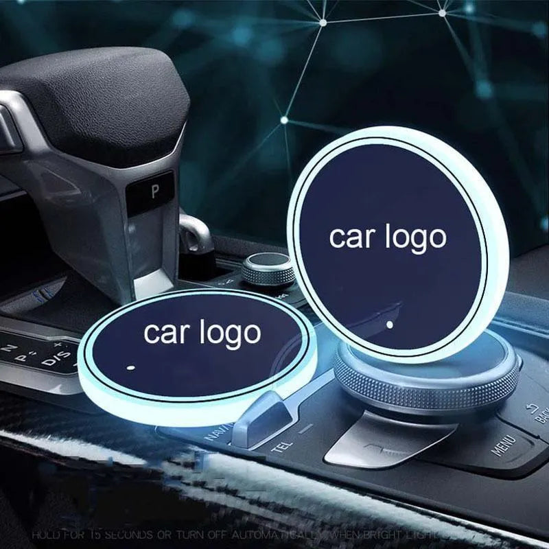 Heißer Sale 🎁50% RABATT 🎁7-farbige LED-Auto-Logo-Becherhalter mit Beleuchtung (1 Paar)