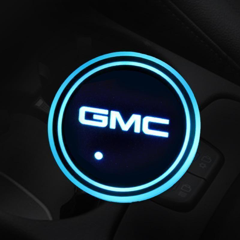 Heißer Sale 🎁50% RABATT 🎁7-farbige LED-Auto-Logo-Becherhalter mit Beleuchtung (1 Paar)