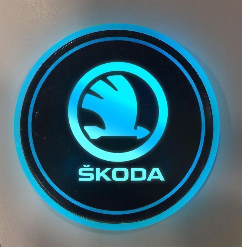 Heißer Sale 🎁50% RABATT 🎁7-farbige LED-Auto-Logo-Becherhalter mit Beleuchtung (1 Paar)