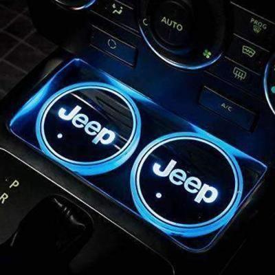 Heißer Sale 🎁50% RABATT 🎁7-farbige LED-Auto-Logo-Becherhalter mit Beleuchtung (1 Paar)