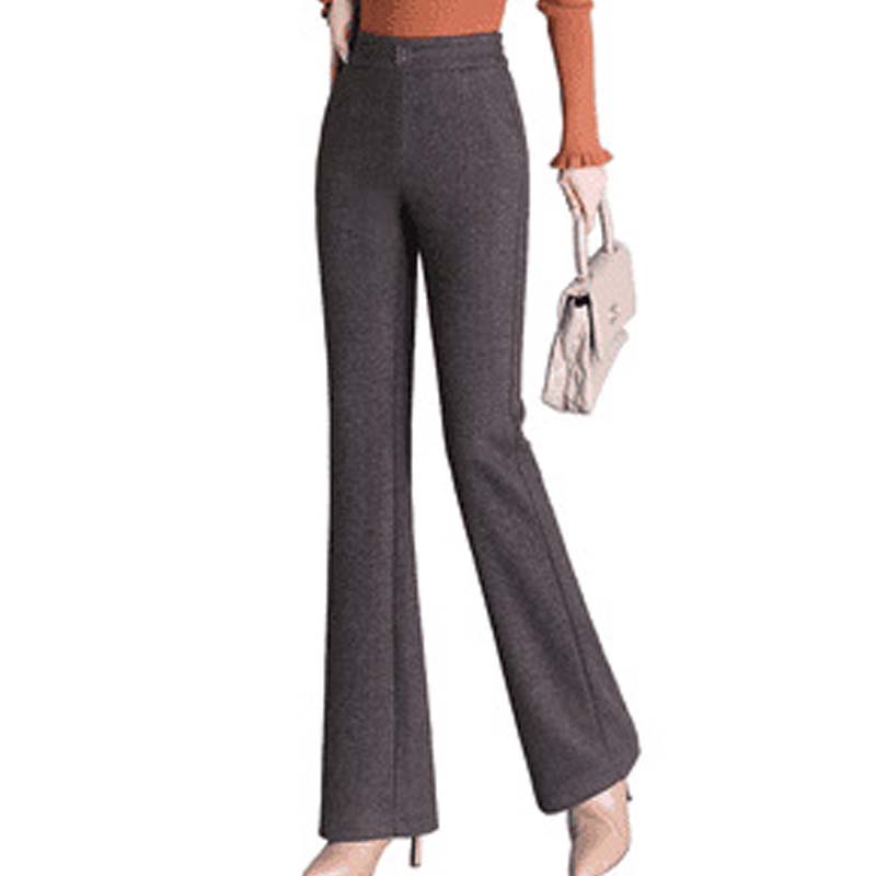 Damenhose mit hoher Taille und leicht ausgestelltem Bein